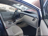 Toyota Prius Two JTDKN3DU6D1648046 fotografie