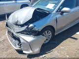 TOYOTA CAMRY LE 4T1DBADK3SU002393 снимка