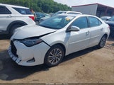 TOYOTA COROLLA XLE 5YFBURHE7JP765649 снимка