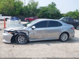 TOYOTA CAMRY LE 4T1B11HK5KU839134 снимка