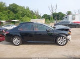 TOYOTA CAMRY LE 4T1B11HK2KU265821 photo