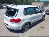 Volkswagen Tiguan 2.0T/2.0T S WVGBV7AX2HK048898 photo
