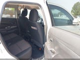 MITSUBISHI OUTLANDER SPORT 2.0 ES JA4AR3AU3JU016906 photo