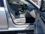 VOLKSWAGEN PASSAT 1.8T SE 1VWBT7A3XHC002069 fotografie