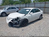 TOYOTA CAMRY LE 4T4BE46K59R128252 снимка