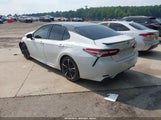 TOYOTA CAMRY XSE 4T1B61HK9JU156725 fotografie