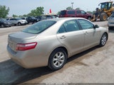 TOYOTA CAMRY LE 4T1BE46K27U523304 снимка