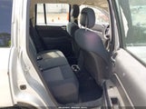 JEEP COMPASS SPORT 1J4NF4FB0AD553305 снимка