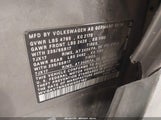VOLKSWAGEN TIGUAN S/SE/SEL WVGAV75N29W002180 photo