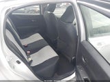 TOYOTA YARIS LE JTDKTUD3XDD561798 снимка