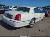 LINCOLN TOWN CAR ULTIMATE 1LNHM83WX4Y631136 снимка