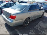 TOYOTA CAMRY LE 4T1BE32K65U521357 снимка