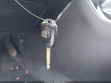 Toyota Highlander Le 5TDZARFH8KS059805 снимка