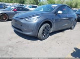 Tesla Model Y 5YJYGDEF6LF000643 fotografie