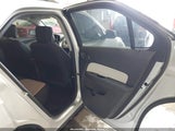 CHEVROLET EQUINOX LT 2GNFLFEKXG6227073 снимка