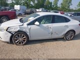 BUICK VERANO 1G4PP5SK5E4143690 снимка