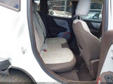 Jeep Renegade Latitude ZACCJBBT0GPD45370 снимка