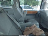 CHRYSLER TOWN & COUNTRY LIMITED 2A8HR64XX8R689820 снимка