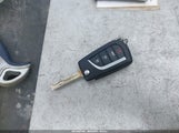 TOYOTA COROLLA LE 5YFB4MDE8RP211783 снимка