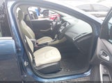 Ford Focus Titanium 1FADP3J20JL314395 снимка