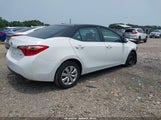 Toyota Corolla Le 5YFBURHE9JP800112 снимка