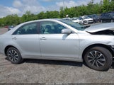 TOYOTA CAMRY LE 4T1BE46K79U287090 снимка
