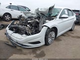 VOLKSWAGEN JETTA 3VWCB7BU8KM174007 снимка