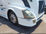 VOLVO VN VNL 4V4NC9EJ5EN179265 снимка