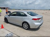 TOYOTA COROLLA LE 5YFEPRAE8LP126455 снимка