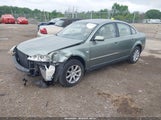 VOLKSWAGEN PASSAT GLS WVWPD63B44E032526 снимка