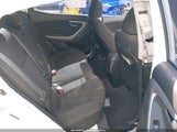 HYUNDAI ELANTRA SE 5NPDH4AE6FH611903 снимка
