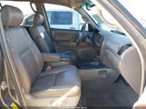 TOYOTA SEQUOIA SR5 V8 5TDZT34A06S281693 снимка