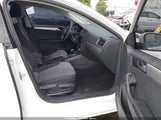 VOLKSWAGEN JETTA 1.4T S 3VW2B7AJ5HM270396 снимка