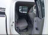 NISSAN FRONTIER SL/SV 1N6AD0FV1GN732157 снимка