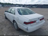 Toyota Camry Le 4T1BG22K5WU381145 photo