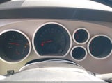 Toyota Tundra Limited 5.7L V8 5TFRV58137X008341 fotografie