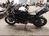 YAMAHA YZFR3 A MH3RH18Y4PK010952 снимка