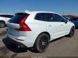 VOLVO XC60 T5 MOMENTUM YV4102RKXJ1041197 снимка