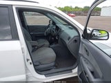HYUNDAI TUCSON GL KM8JM12B35U170765 снимка