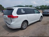 TOYOTA SIENNA XLE V6 5TDYK3DC9BS039639 fotografie