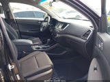 HYUNDAI TUCSON SE KM8J3CA43HU367361 снимка