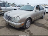 MERCEDES-BENZ E 320 WDBJF65H4XA768667 снимка