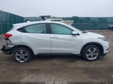HONDA HR-V AWD LX 3CZRU6H3XNM722958 photo