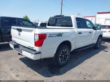 Nissan Titan Pro-4X 1N6AA1E54JN551139 fotografie