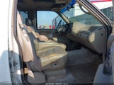 CHEVROLET SUBURBAN K1500 3GNFK16R0TG129153 снимка