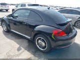 Volkswagen Beetle 2.0T Coast/2.0T S 3VWFD7AT6JM705655 photo