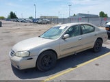 NISSAN MAXIMA GLE/GXE/SE JN1CA31D3YT722606 снимка