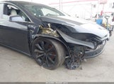 TESLA MODEL X LONG RANGE DUAL MOTOR ALL-WHEEL DRIVE/LONG RANGE PLUS DUAL MOTOR ALL-WHEEL DRIVE 5YJXCDE23LF270272 fotografie