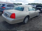 LINCOLN TOWN CAR SIGNATURE LIMITED 1LNHM82W85Y609428 fotografie
