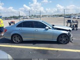 MERCEDES-BENZ C 250 LUXURY/SPORT WDDGF4HB8DR272457 fotografie